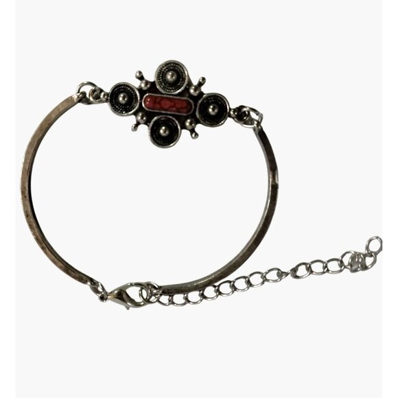 Steampunk Style Bracelet Silver Tone Red Stone Distressed Gothic 6 to 8 inches - Picture 2 of 4